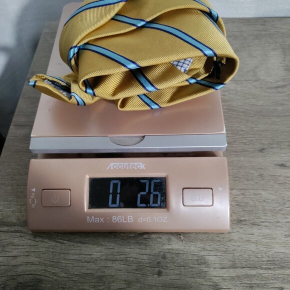 Ligatta NWT Neck Tie in Yellow With Blue‎  Stripes Silk - Picture 6 of 6